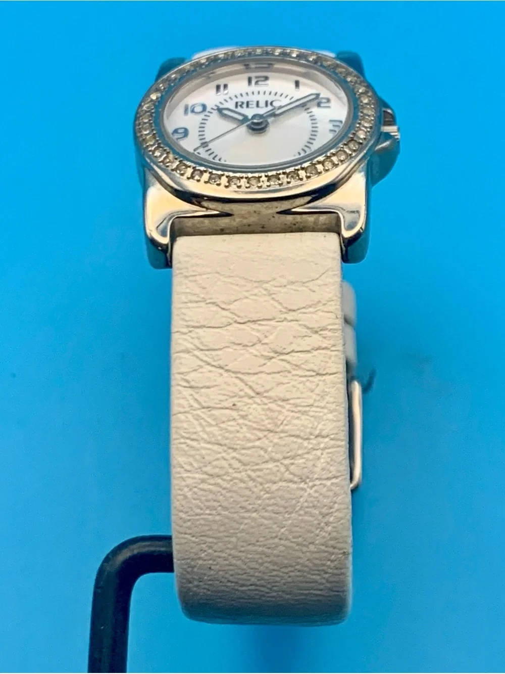 RELIC By FOSSIL ZRWL41000 Women’s Wristwatch  MOP Dial Crystals Working New Batt